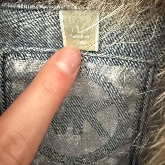 Michael Kors Denim Vest with Fox Fur Trim - Picture 3 of 4